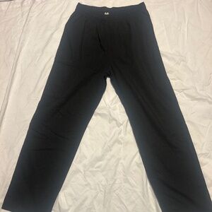 Black Scrub Bottoms – Comfortable & Versatile Medical Pants